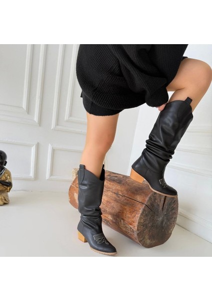 Jeoni Siyah Cilt Topuklu Çizme fırsatları