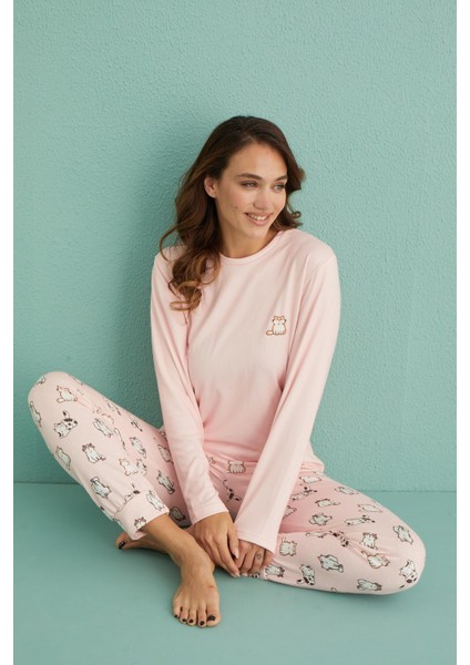 14101-5 Kadın Kedi Desenli Termal Kumaş Uzun Kol Pijama Takım