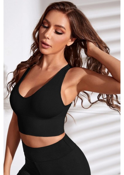 Kadın Siyah Derin Göğüs Dekolteli Şık Crop Top Bluz