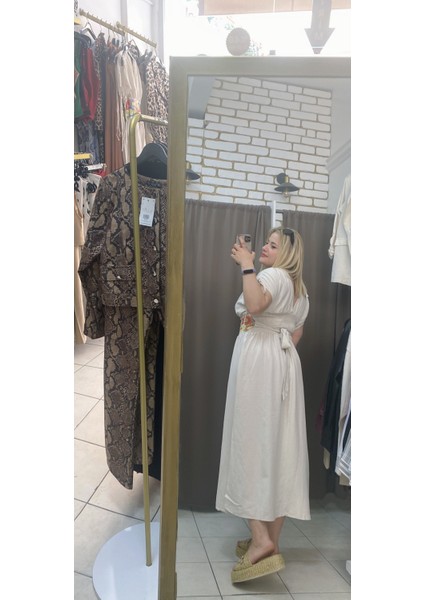 Keten Motifli Elbise