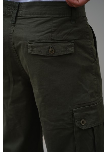 Erkek Rahat Kesim Regular Kargo Cepli Haki Kargo Şort Yeni Sezon fırsatları