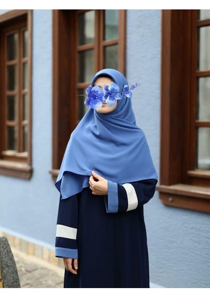 Tesettür Hijab Medine Ipeği Eşarp Indigo