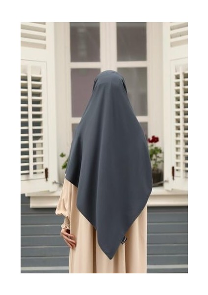 Tesettür Hijab Medine Ipeği Eşarp Antrasit