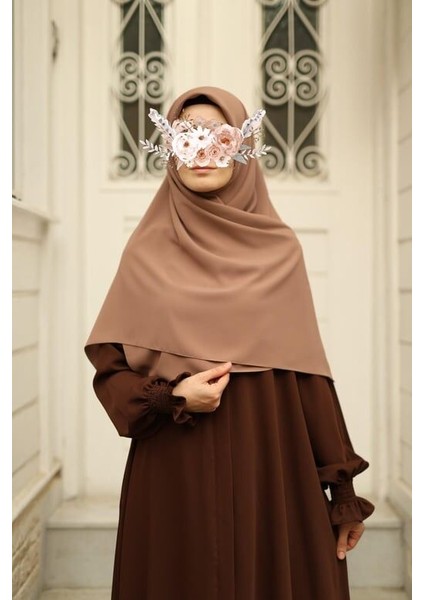 Tesettür Hijab Medine Ipeği Eşarp Camel