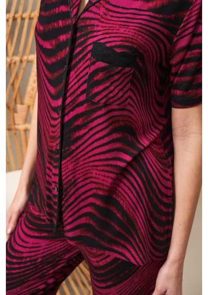 25140 Kadın Yakalı Düğmeli Desenli Kısa Kollu Pijama Takım