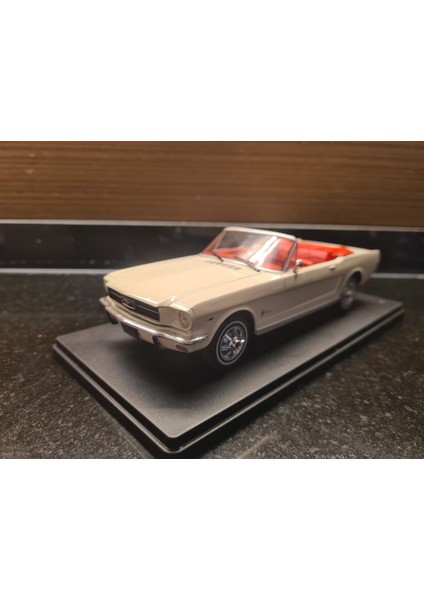 1/24 Ford Mustang Convertible 1965​
