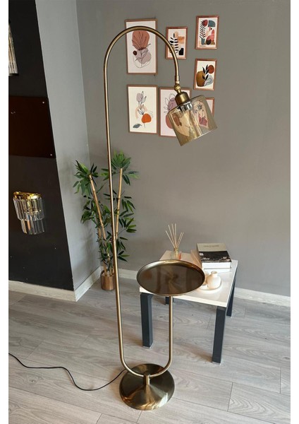 Bal Rengi Cam Lambader Modern Dekoratif Metal Oturma Odası Çalışma Odası Zemin Lambası modelleri