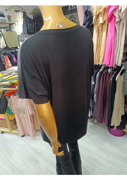 Büyük Beden Kelebek Desenli Taşlı Esnek Bisiklet Yakalı Ön Baskılı Bluz indirimleri