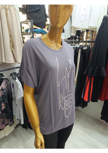 Büyük Beden Desenli Taşlı Esnek Bisiklet Yakalı Ön Baskılı Bluz indirimleri