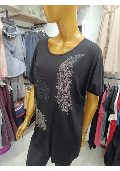 Büyük Beden Tüy Desenli Taşlı Esnek Bisiklet Yakalı Ön Baskılı Bluz modelleri