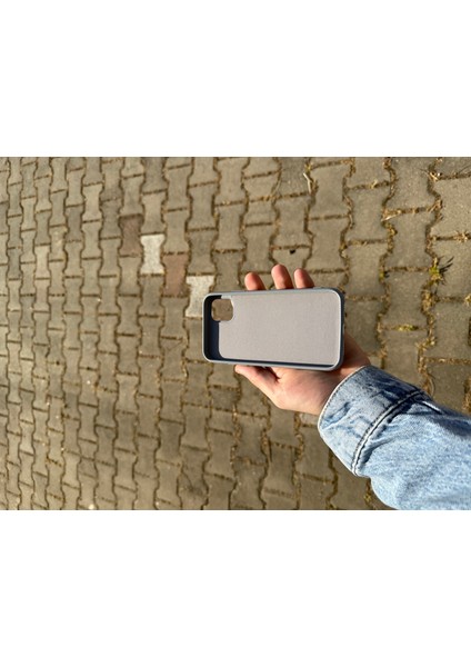 Apple iPhone 11 Gri Lansman Uyumlu Içi Kadife Silikon Kılıf fırsatları