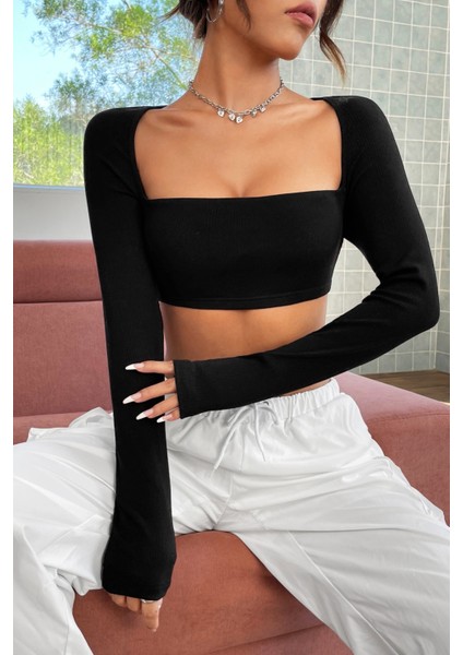 Kadın Siyah Uzun Kol Göğüs ve Sırt Dekolteli Crop Top Bluz