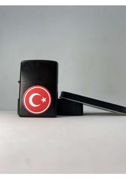 Türk Bayrağı Tasarımlı Kutulu Benzinli Metal Çakmak