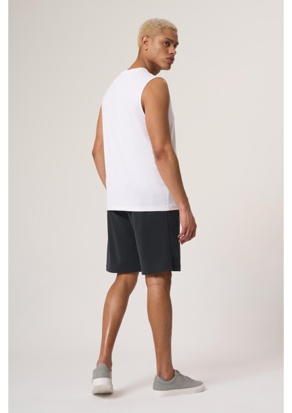 Casual Beyaz Kolsuz Modal Içerikli Süprem Relaxed Fıt Basic Tişört fırsatları