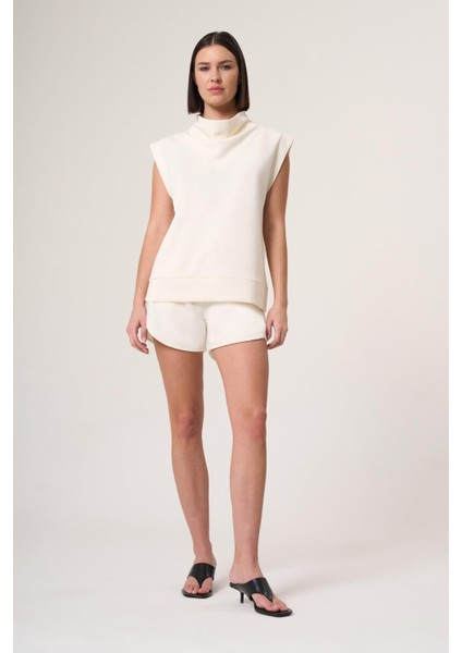 Rıby Ekru Modal Içerikli Dökümlü Yaka Tişört modelleri