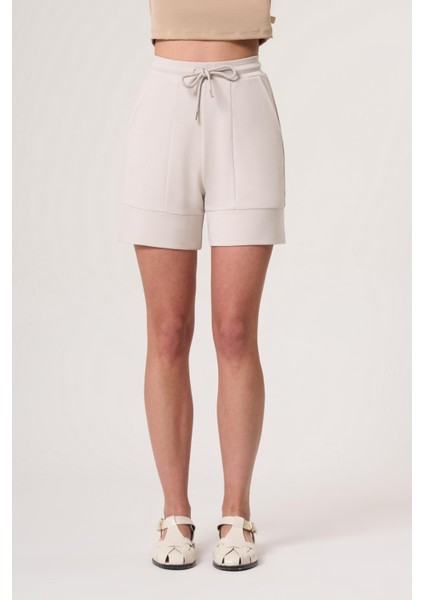 Ces Taş Rengi Modal Içerikli, Paça Detaylı Ultra Rahat Şort modelleri