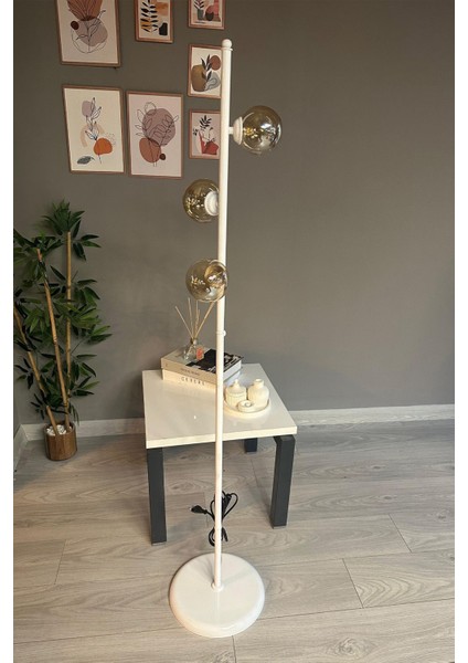 Lambader Bal Rengi Cam Başlık Modern Dekoratif Metal Oturma Odası Zemin Lambası
