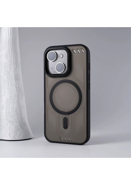 Apple iPhone 15 Plus Uyumlu Kılıf Zebana Vault Silikon Kılıf (Kablosuz Şarj Destekli) Siyah