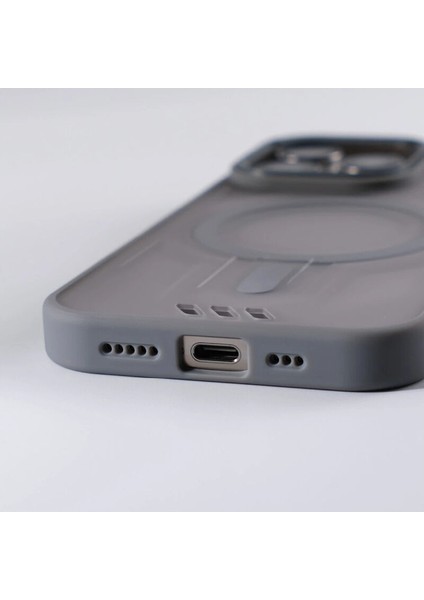 Apple iPhone 15 Plus Uyumlu Kılıf Zebana Vault Silikon Kılıf (Kablosuz Şarj Destekli) Siyah fırsatları