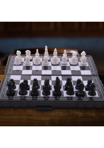 5x5 Inç Satranç Taşınabilir Plastik Katlanır Tahta Manyetik Satranç Oyunu Mini Satranç Seti Bulmaca Parti Aile Etkinliği (Yurt Dışından) fiyatları