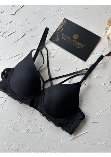 Lydia Önü Şeritli Dekoltesi Tasarım Yanları Dantelli Push-Up Çekici Siyah Sütyen modelleri