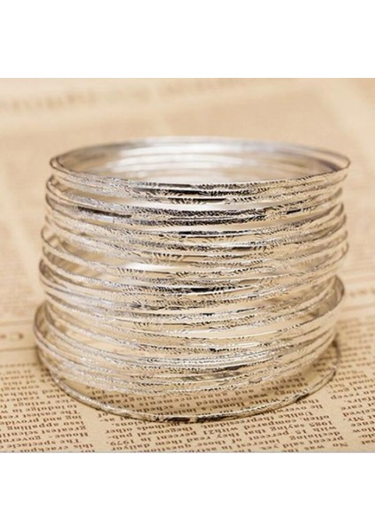 A305C9 Qianbe Moda Oymalı Delikli Daire Gümüş Renkli Bilezikler Kadın Erkek Sevgililer Takı Hediye (Yurt Dışından) fiyatları