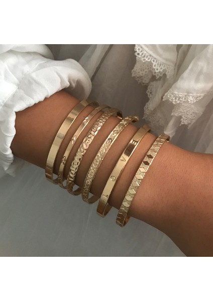 5 Adet Siyah Kadın Bilezikleri Boho Vintage Altın Geometrik Oymalı Ok Yuvarlak Harf Bilezik Seti Plaj Moda Takı (Yurt Dışından) fiyatları