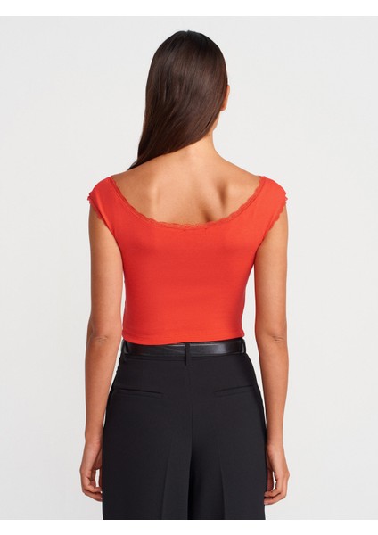 31775 Dantel Detaylı Omuzları Açık Top-Kırmızı fiyatları