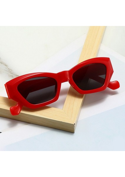 P2 Yeni Moda Vintage Tasarımcı Retro Dikdörtgen Güneş Leri Oculos Lunette De Soleil Femm (Yurt Dışından) indirimleri