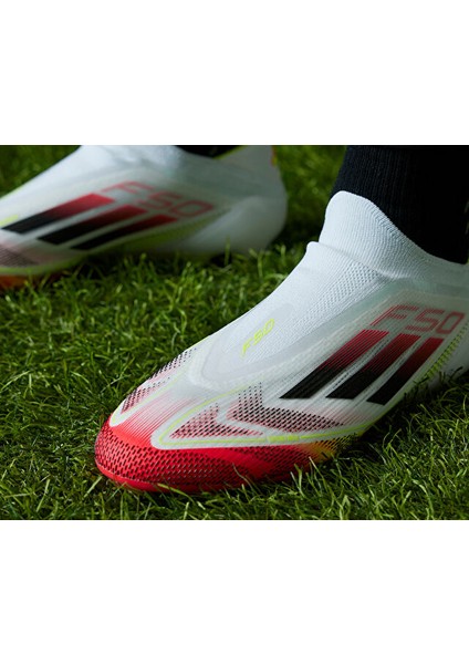 F50 Elite Bağcıksız Erkek Beyaz Çim Saha Kramponu.- indirimleri