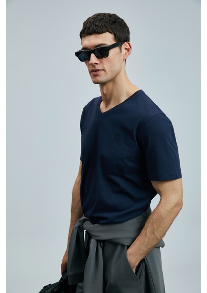 Tuna Modern Grafik T- Shirt Lacivert modelleri