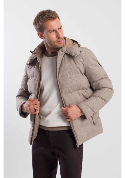 Bej Comfort Fit Ekose Kareli Kapüşonlu Mont