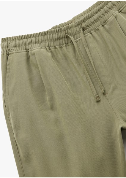 Viskon Cep Detaylı Beli Bağcıklı Bermuda Chino Şort