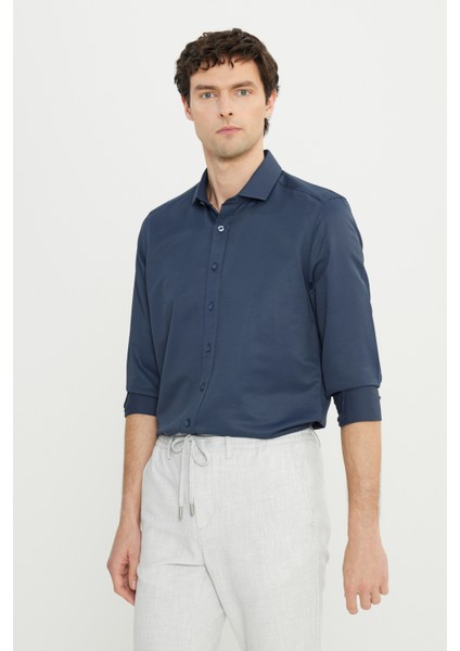 Erkek Lacivert Slim Fit Dar Kesim Italyan Yaka Armürlü Gömlek