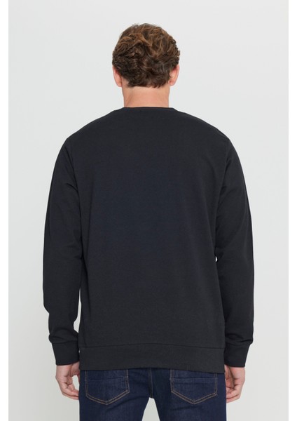 Erkek Siyah Standart Fit Normal Kesim 2 İplik Recycle Pamuklu Bisiklet Yaka Sweatshirt