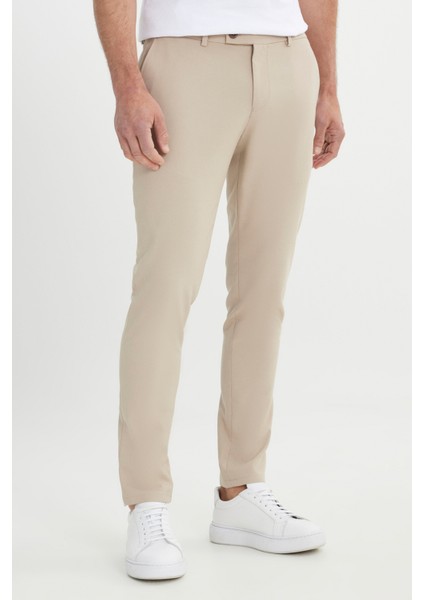 Erkek Bej Slim Fit İtalyan Kesim Yan Cepli Esnek Casual Pantolon