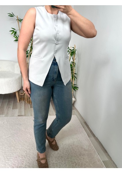 Açık Mavi Tint Taşlanmış Jean Pantolon fiyatları