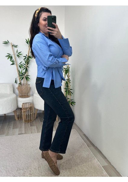 Mavi Çizgili Bağlamalı Poplin Gömlek