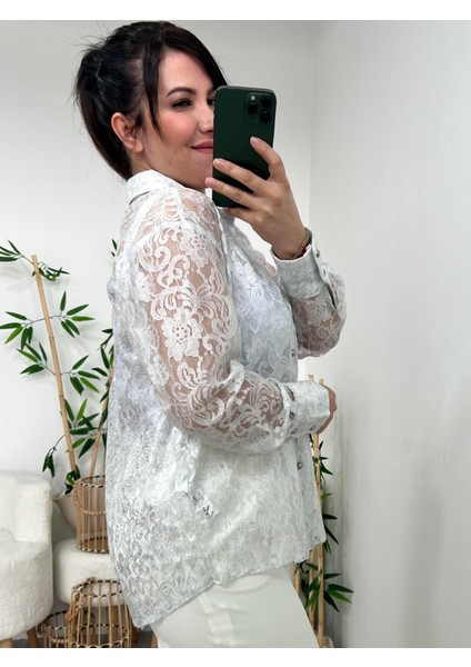Parlak Gümüş Geçişli Dantel Detaylı Tasarım Gömlek fiyatları