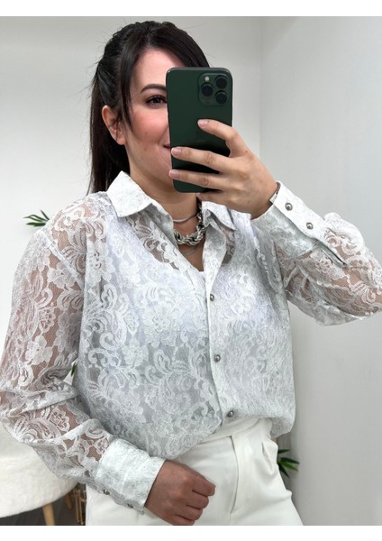 Parlak Gümüş Geçişli Dantel Detaylı Tasarım Gömlek fırsatları