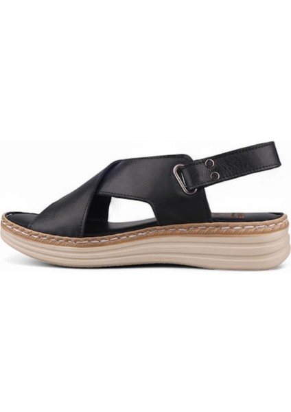 Kadın Sıyah Günlük Sandalet - Siyah, Deri modelleri