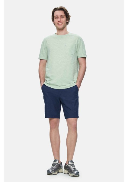 Caleb Duman Yeşili Bisiklet Yaka Cepli Standard Fit Erkek Tshirt indirimleri