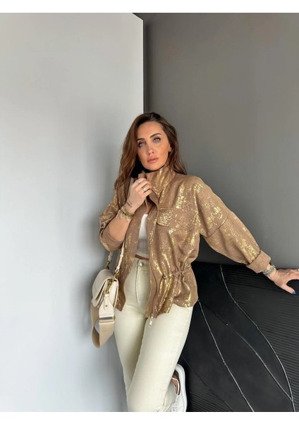 Qimene Kadın Iri Cepli Beli Büzgülü Bol Yakalı Varaklı Oversize Mont modelleri