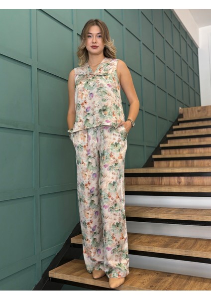 Kadın Çiçek Desenli Alt-Üst Takım
