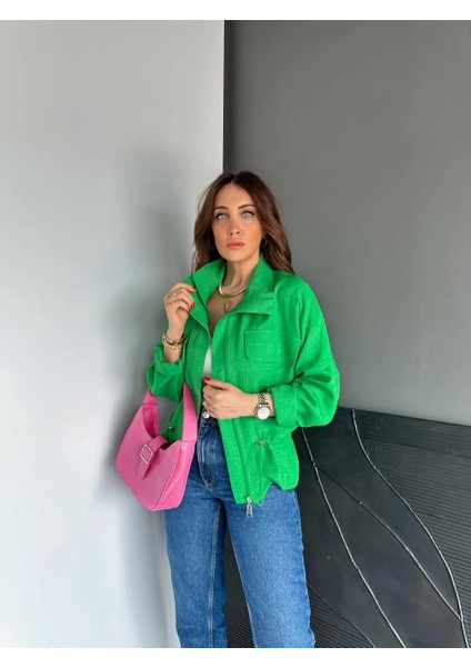 Qimene Kadın Iri Cepli Beli Büzgülü Bol Yakalı Düz Oversize Mont