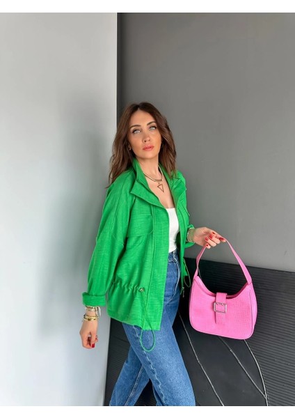 Qimene Kadın Iri Cepli Beli Büzgülü Bol Yakalı Düz Oversize Mont