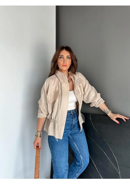 Qimene Kadın Iri Cepli Beli Büzgülü Bol Yakalı Düz Oversize Mont