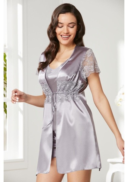 Royal Saten Dantelli 3'lü Kadın Sabahlık-Şort Takım 2480