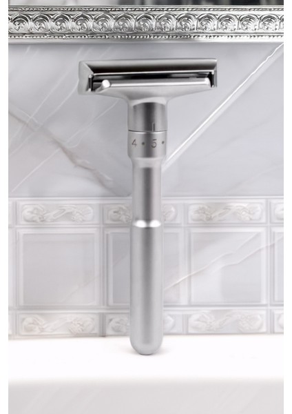 Shave Q7 Full Metal Manuel Tıraş Makinesi + U3 Full Metal Ustura + 20'li Platinum Yaprak Jilet