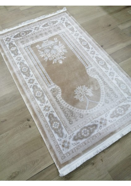 Galata Serisi Seccade Parlak Yumuşak Dokulu Kadifemsi Yüzey 78 x 125 cm